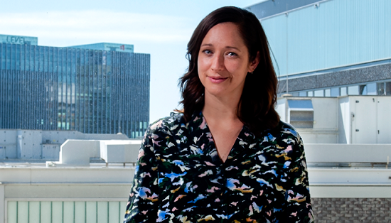 Photo of Anna van Duijvenvoorde by Milette Raats for the Heineken Young Scientist Award in 2020